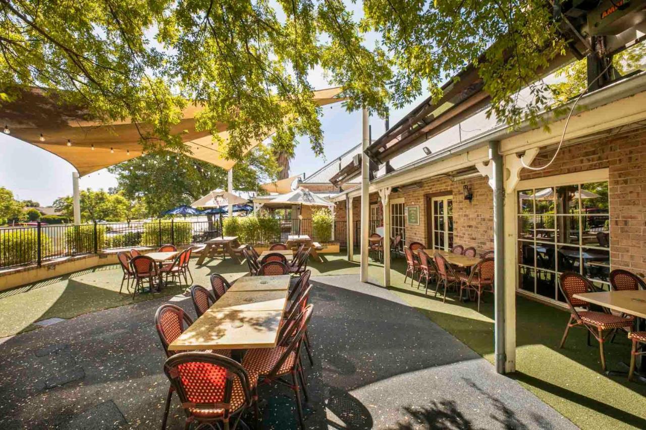 Nightcap At Macquarie Inn Anafi Exterior foto