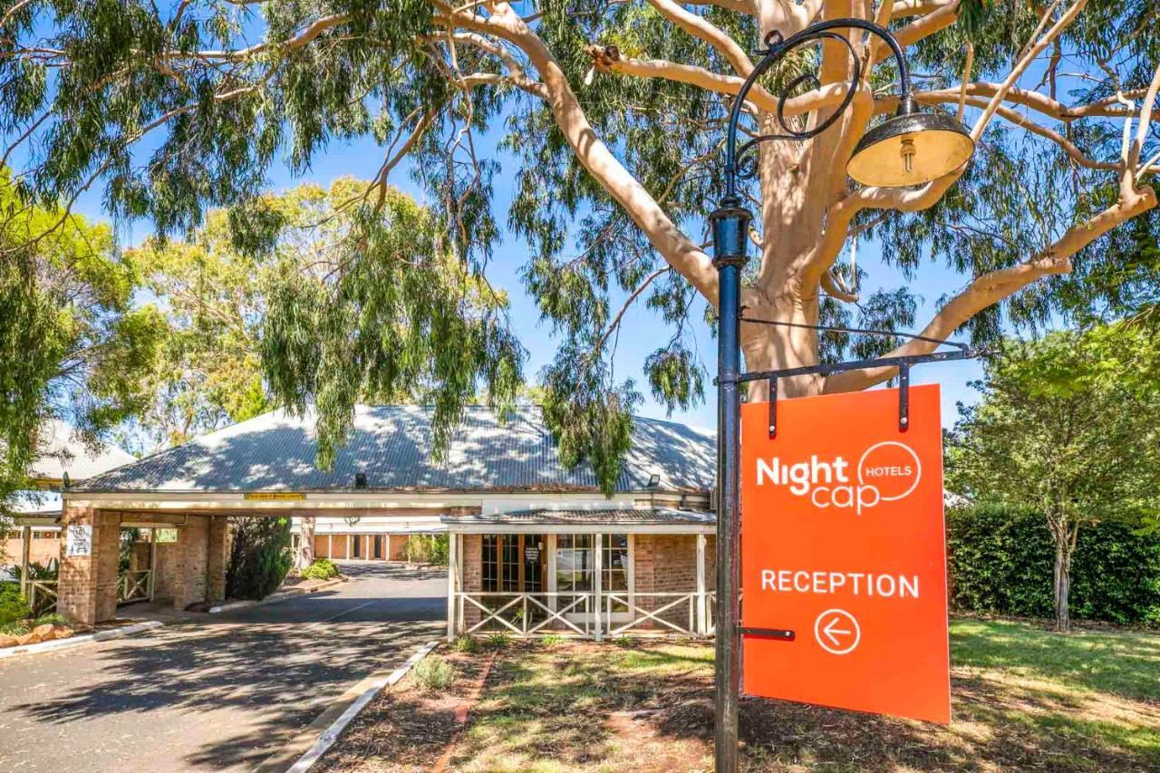 Nightcap At Macquarie Inn Anafi Exterior foto