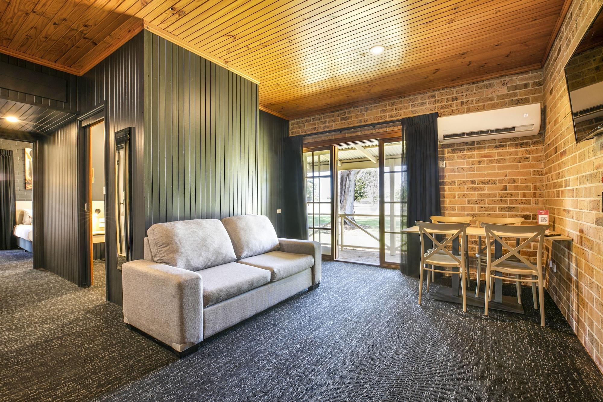 Nightcap At Macquarie Inn Anafi Exterior foto